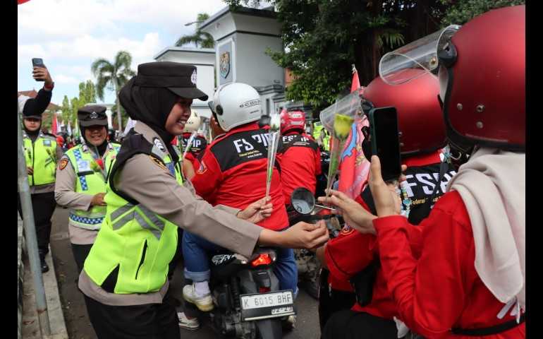 Peringatan May Day di Kabupaten Kendal Berlangsung Penuh Kegembiraa dan Kebersamaan