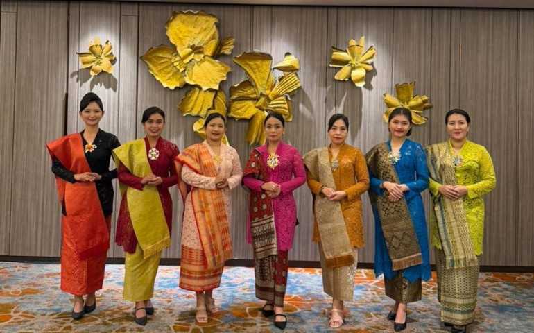 Anggun Berkebaya, Hotel Ciputra Semarang Rayakan Hari Kartini Penuh Makna