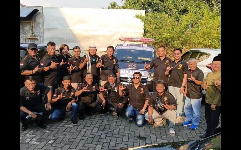 Lindu Aji Buktikan Kepedulian Lewat Ambulans Gratis