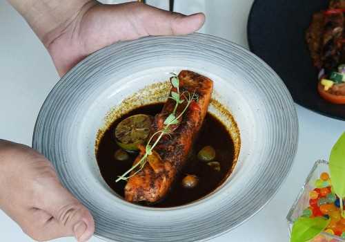 Salmon Pucung dan Sate Ayam Ambal, Inovasi Kuliner Baru ARTOTEL Yogyakarta