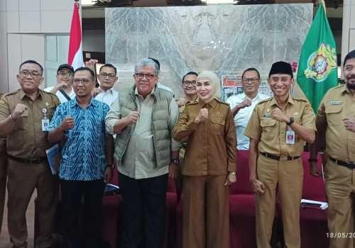 Antisipasi Loncakan Adminduk, Wamen Fahri Hamzah Siapkan Rumah Susun di Kendal