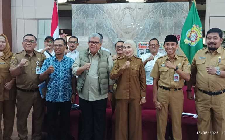 Antisipasi Loncakan Adminduk, Wamen Fahri Hamzah Siapkan Rumah Susun di Kendal