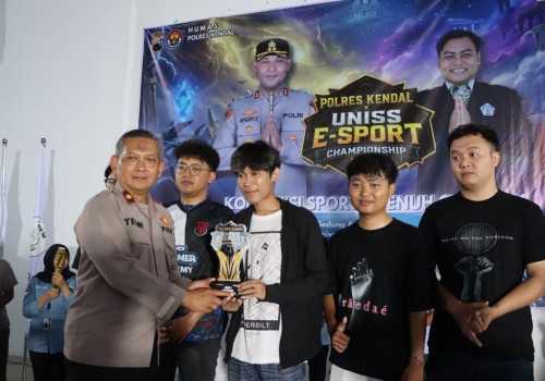 Polres Kendal Bersama BEM UNISS Sukses Gelar Turnamen E-Sport MLBB