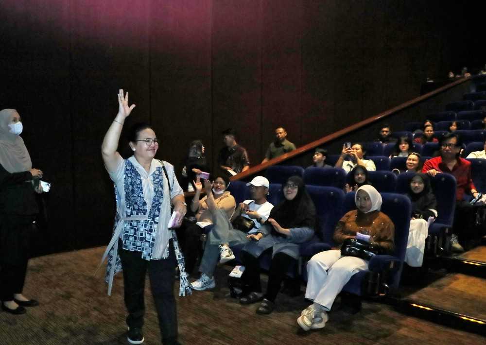 Lewat Film Jangan Buang Ibu, Agustina Bangun Kesadaran Sosial tentang Peran Orang Tua