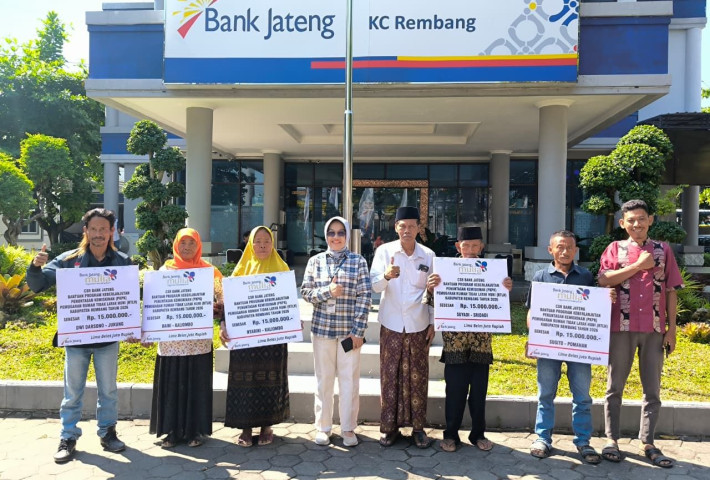 Bank Jateng Salurkan Bantuan Pemugaran RTLH untuk Lima Keluarga di Rembang
