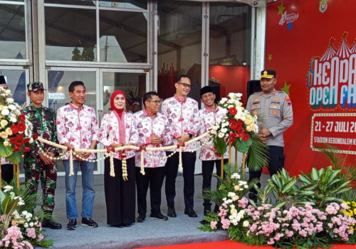 Bupati Kendal Buka Kendal Open Fair 2026, Libatkan 210 Peserta dan Ratusan UMKM