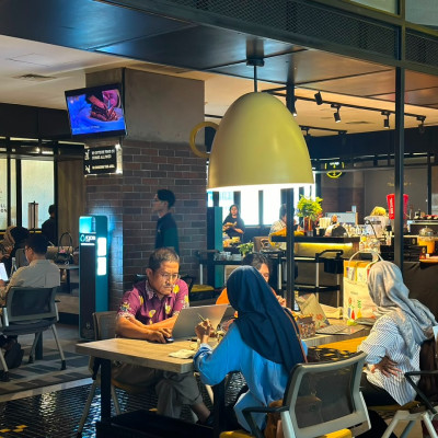 Meet n' Eat Rooms Inc Semarang Jadi Pilihan Baru untuk Kerja, Meeting, dan Makan Siang