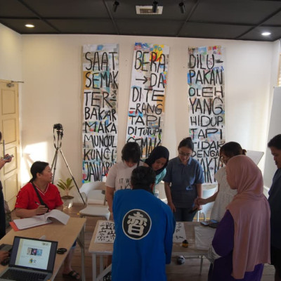 Monumen Ingatan Gelar Workshop Kaligrafi Mandarin, Kenalkan Aksara Han Tradisional di Semarang