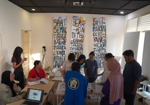 Monumen Ingatan Gelar Workshop Kaligrafi Mandarin, Kenalkan Aksara Han Tradisional di Semarang