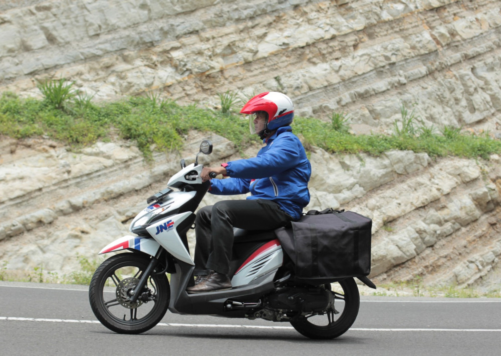 JNE Dorong Pertumbuhan UMKM Lewat Promo Ongkir JTR ke Seluruh Pulau Jawa