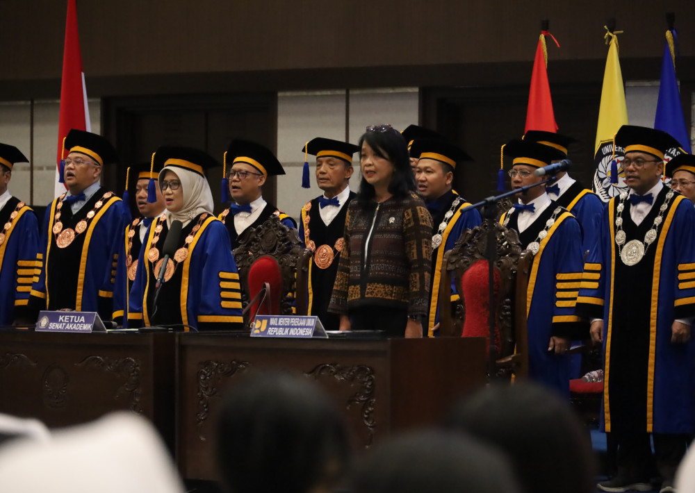 Wamen PU Tantang Mahasiswa UNDIP Ciptakan Solusi untuk Persoalan Masyarakat