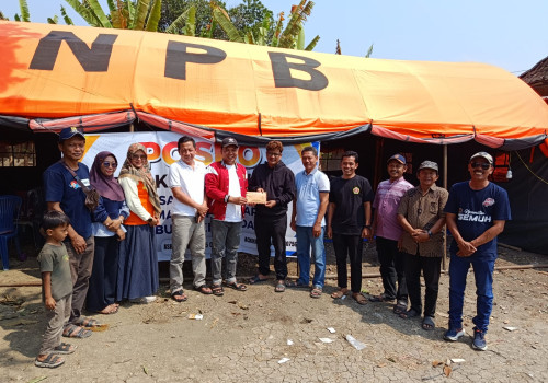 Persada Kendal Berikan Bantuan Kepada Korban Kebakaran di desa Kedungasri