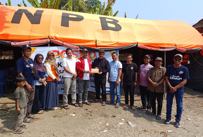 Persada Kendal Berikan Bantuan Kepada Korban Kebakaran di desa Kedungasri