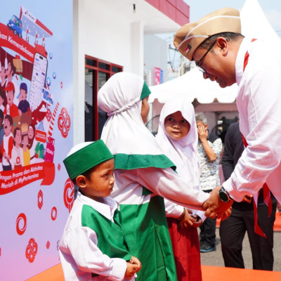 Semarak Kemerdekaan, Pertamina Patra Niaga Tebus Murah Sembako untuk Donasi Korban Gempa NTT