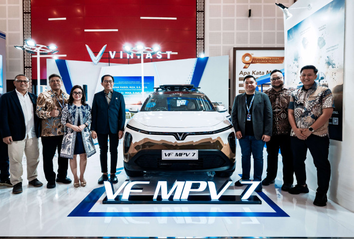 VinFast Hadirkan Ekosistem Mobilitas Hijau di GIIAS Surabaya 2026