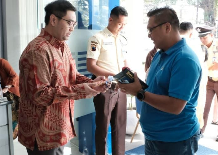 Nasabah Dapat Kejutan, BRI Salatiga Semarakkan Hari Pelanggan Nasional