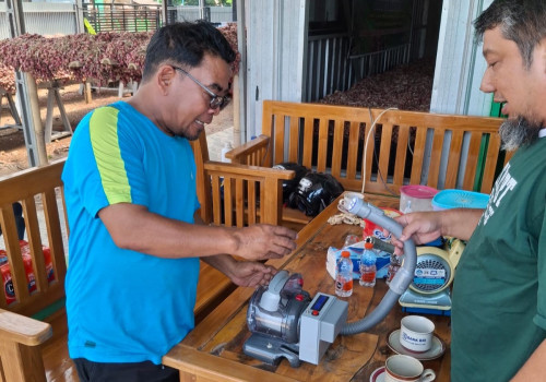 Asosiasi Bawang Merah Indonesia Validasi Alat Pengendali Hama Karya UDINUS
