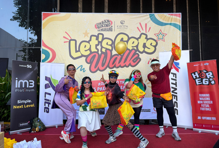 350 Peserta Ramaikan Fun Walk 5K Gets Premiere Semarang di Kota Lama