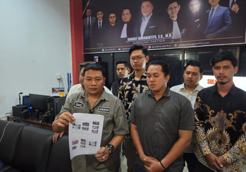 Desak Kasus Rumah Ambruk Segera Tuntas, Kuasa Hukum Irjen Sofyan Ancam Lapor Komisi III
