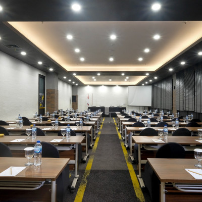 Butuh Tempat Meeting di Pusat Kota? Rooms Inc Semarang Tawarkan Paket Mulai Rp100 Ribu