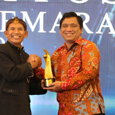 Bank Jateng Raih Apresiasi Inovasi Digital Perbankan Daerah dalam Malam Anugerah Jawa Pos Radar Semarang