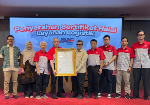 JNE Raih Sertifikasi Halal, Pemisahan Kiriman Halal dan Non-Halal Jadi Sorotan