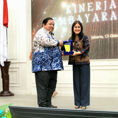 Bank Jateng Raih Penghargaan dari PT Taspen (Persero) atas Kinerja Pembayaran Pensiun Terbaik Kategori Dapem Menengah