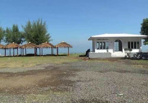 Pantai Cahaya Kendal Gratiskan Tiket Masuk Pengunjung Saat Nataru