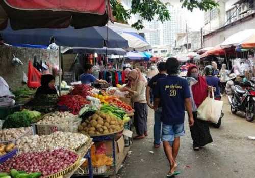 Pastikan Harga Bahan Pokok Aman saat Nataru, Ganjar Intruksikan Seluruh Daerah Gelar Operasi Pasar