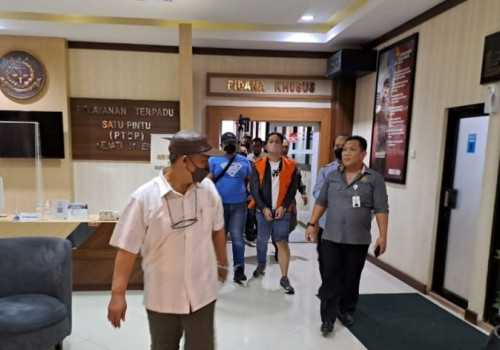 Usai Diperiksa Secara Mendalam Selama 9 Jam, Akhirnya AH Ditetapkan Tersangka Oleh Kejati Jateng