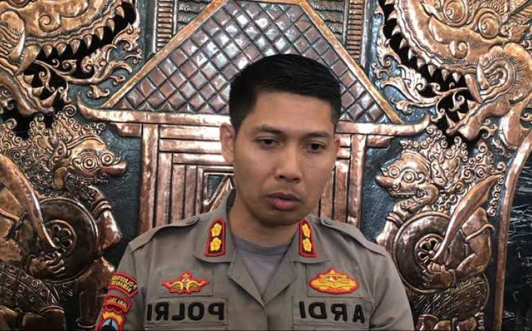 Pesta Kembang Api, Masyarakat Harus Izin Kepihak Polisi