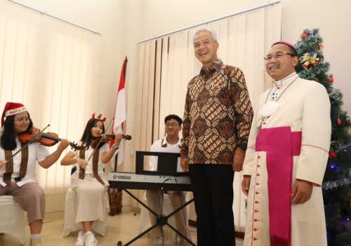 Uskup Agung Apresiasi Kekompakan Natal di Jateng Meriah dan Kondusif