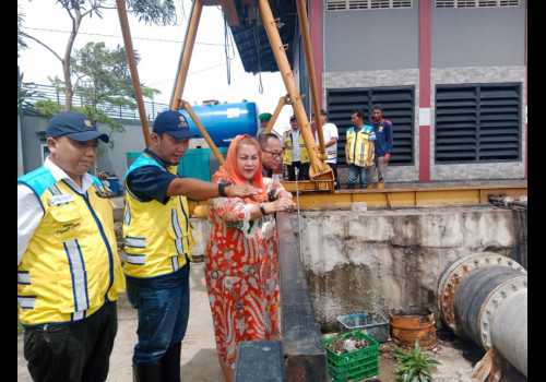 PLT Wali Kota Semarang Hevearita Temukan PJM Salahi Aturan Saat Tinjau Lokasi Banjir
