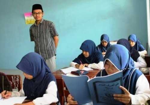 Seluruh Guru Ngaji dan Madrasah Diniyah di Jateng Akan Terima Insentif Sepanjang 2022