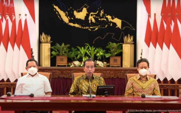 BREAKING NEWS! Presiden Jokowi Umumkan Kebijakan PPKM di Cabut