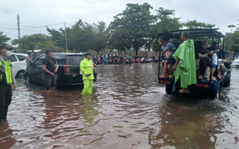 Jateng Masih Berpotensi Cuaca Buruk, Masyarakat  Waspadai Angin Kencang