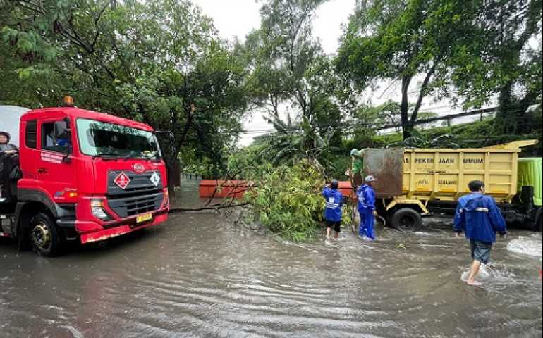 Pompa Portabel, DPU Kota Semarang Terus Berupaya Tangani Banjir