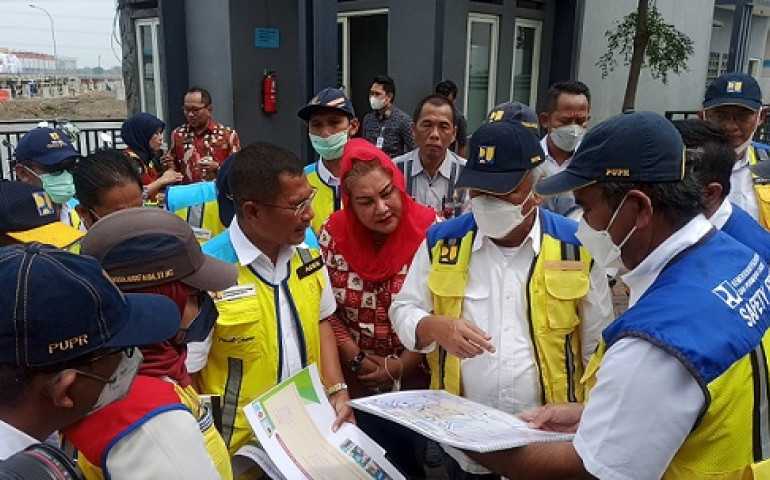 Tinjau Lokasi Banjir di Kota Semarang, Menteri PUPR: Perlu Penanganan Jangka Panjang untuk Mengantisipasi Banjir di Masa Depan