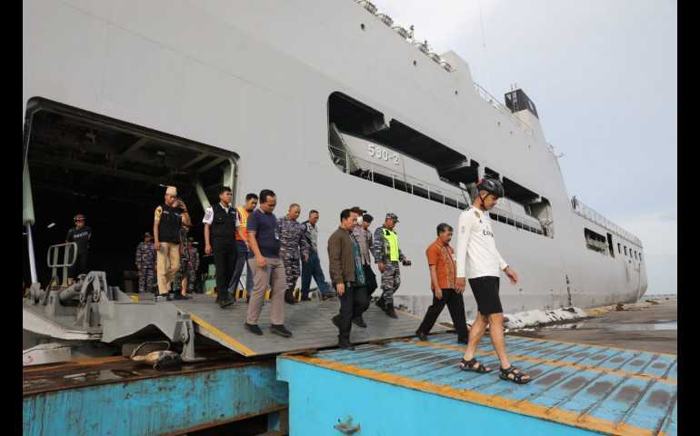 Kapal Perang Siap Bawa BBM dan Logistik ke Karimunjawa