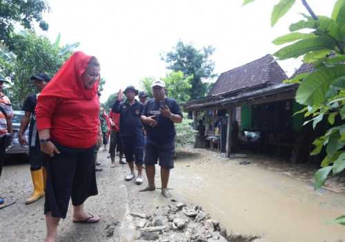 Pemkot Semarang Pasang Kisdam, Antisipasi Terjadi Banjir Susulan di Kelurahan Rowosari