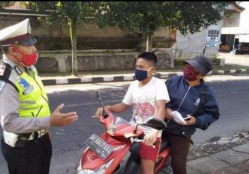 Kepatuhan Masyarakat Menurun, Tilang Manual di Semarang Kembali di Berlakukan