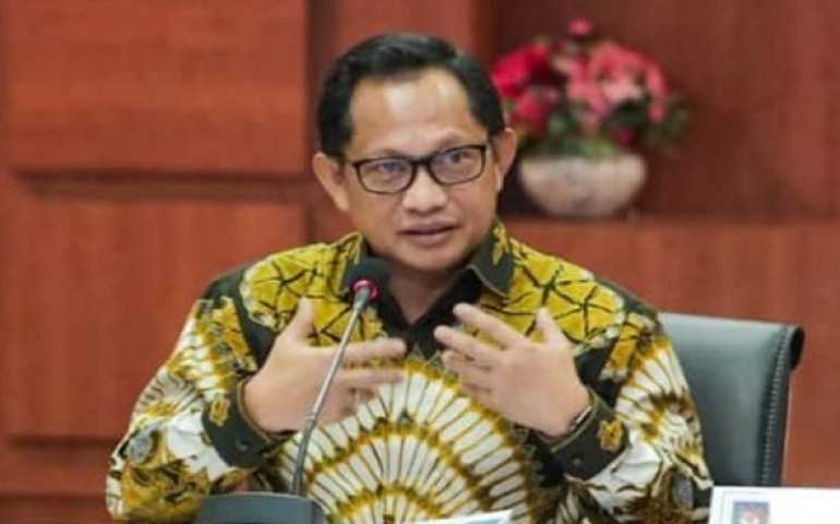 Kemendagri Kaji Dampak Perpanjangan Jabatan Kades