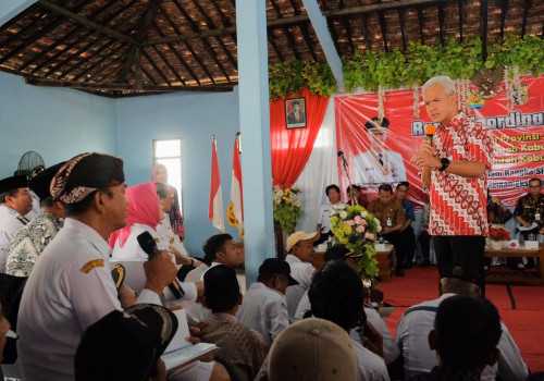 Tuntaskan Kemiskinan, Kades Se-Jateng di Perbolehkan Alokasi Bantuan Pemprov Untuk Tangani Kemiskinan