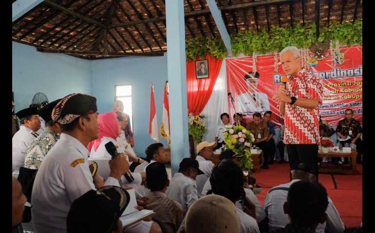Tuntaskan Kemiskinan, Kades Se-Jateng di Perbolehkan Alokasi Bantuan Pemprov Untuk Tangani Kemiskinan