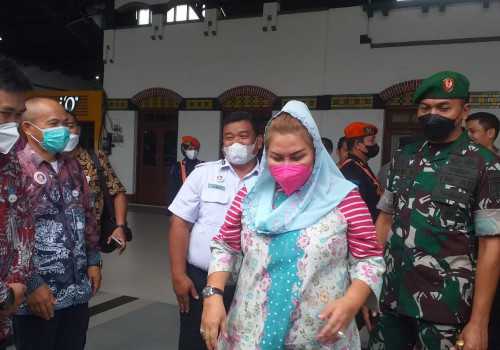 Segera Dilantik Jadi Wali Kota Semarang Definitif, Hevearita Himbau Karangan Bunga Diganti Sembako