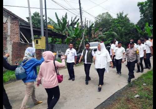 Sigap, Pemkot Semarang Lakukan Penanganan Tanggul Jebol di Dinar Indah