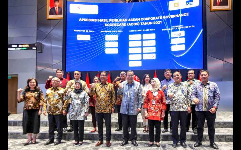 Konsisten Penerapan Tata Kelola, Semen Indonesia Terima Apresiasi ASEAN Corporate Governance Scorecard