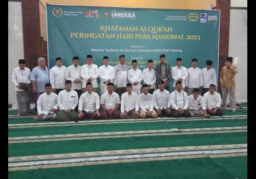 Khataman Alquran HPN PWI Jateng, Kiai Darodji Ingatkan Pemilih Milenial Waspadai  Disinformasi di Medsos