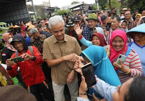 Potensi Beras di Jateng Tinggi, Ganjar: Beras Tidak Ada KTP Bebas Aja Pergi