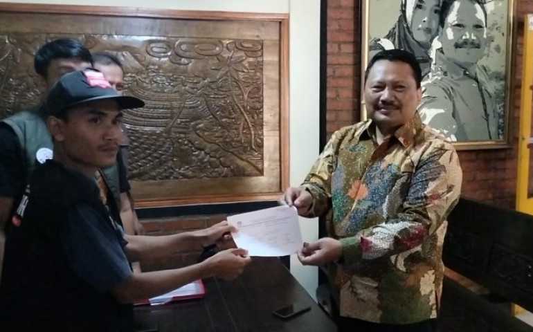 Ganjar Ajak Masyarakat Jateng Bantu Pantarlih; Cuma 3 Menit, Siapin KTP dan KK